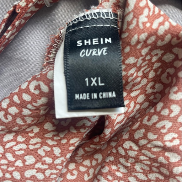 Deep v neck SHEIN dress - Picture 2 of 3